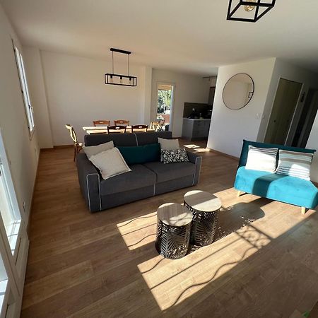 Appartement Unique Dans Le Domaine De La Sangliere Борм-ле-Мимоза Экстерьер фото